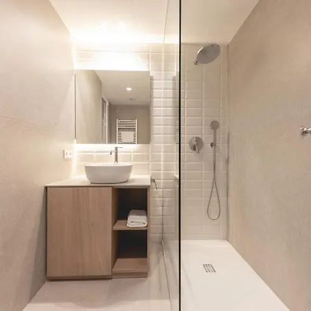 Bravissimo Afra, 2-bedroom דירה *