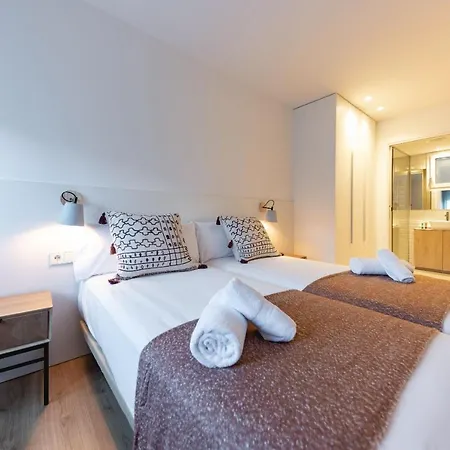 Bravissimo Afra, 2-bedroom Apartment Girona
